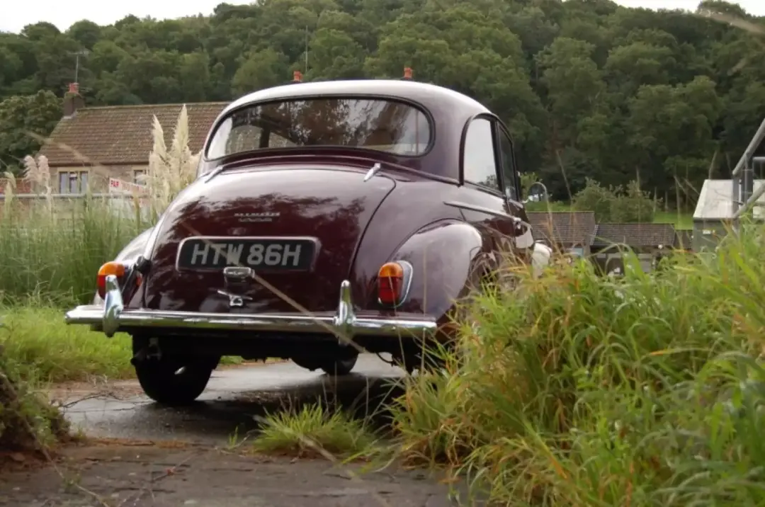 UK Delivery for Morris Minor Parts